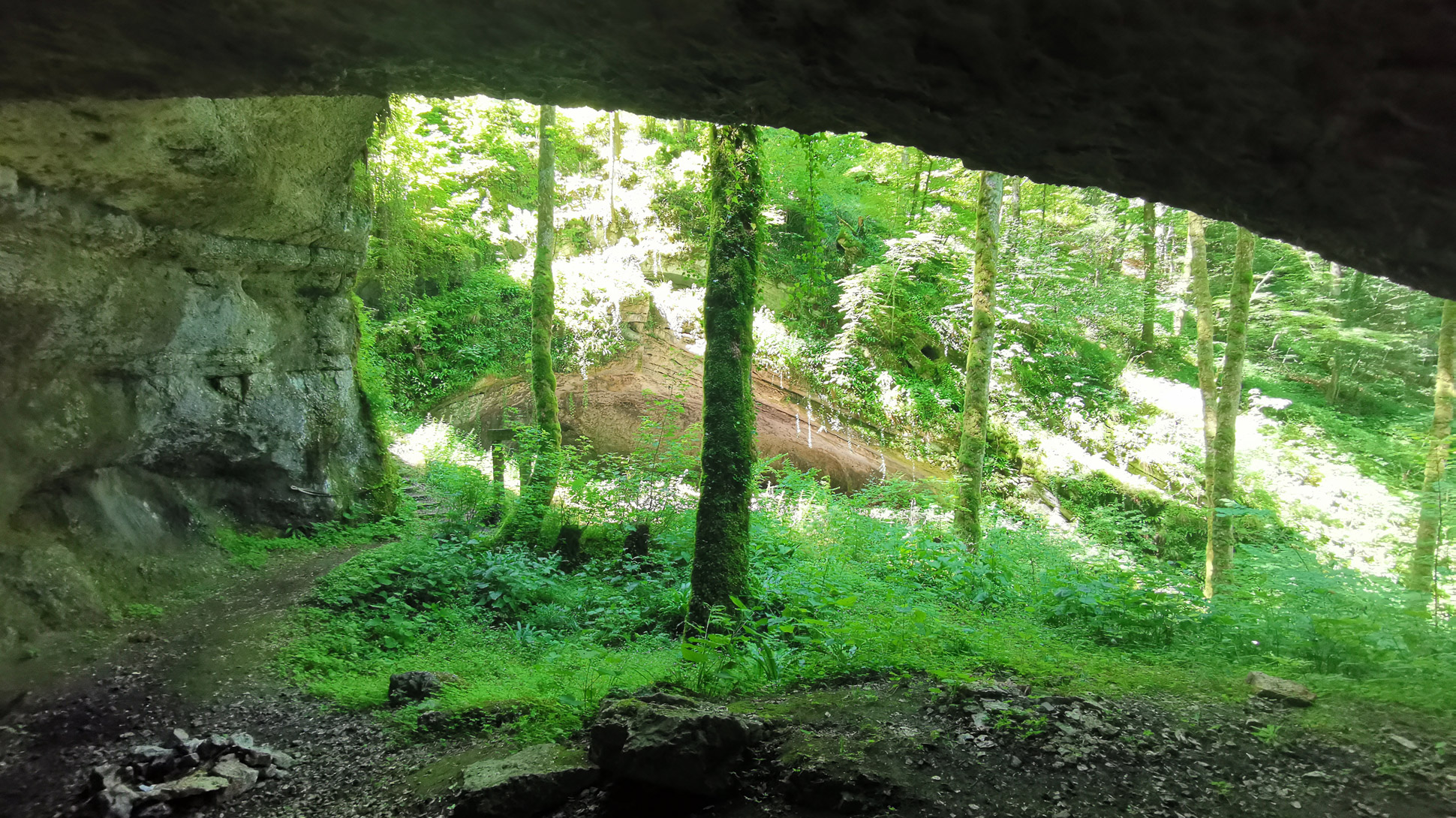 Balade aux Grottes de St-Nicolas